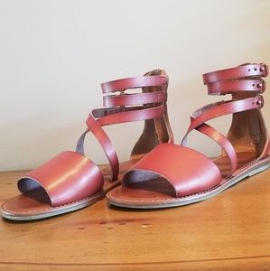 American Eagle Sandals